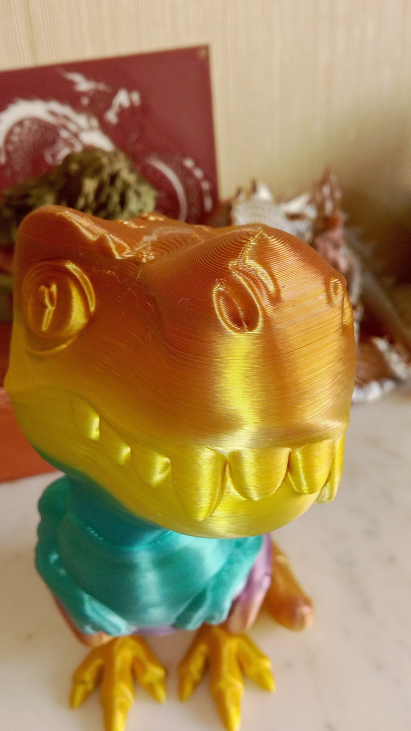 Dinosaure multicolore